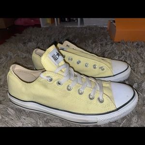 Yellow low top Converse